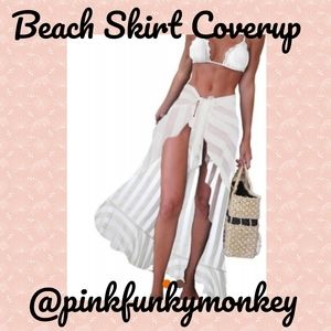 NWT One Size Beach Skirt